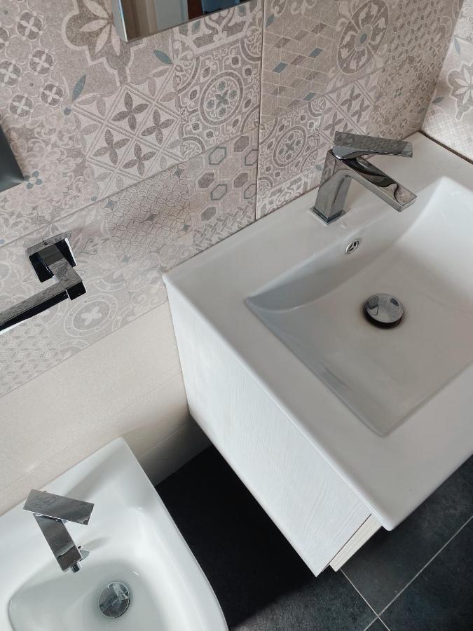 Terrazza Delle Rose Apartment Нетуно Екстериор снимка