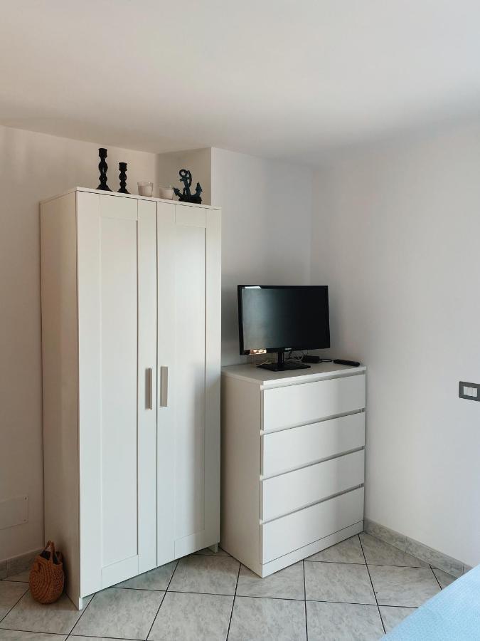 Terrazza Delle Rose Apartment Нетуно Екстериор снимка